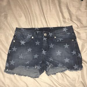 Jean shorts with stars